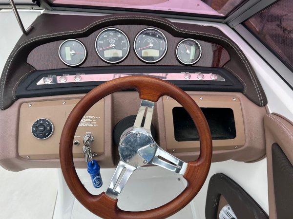 Used 2010  powered Power Boat for sale